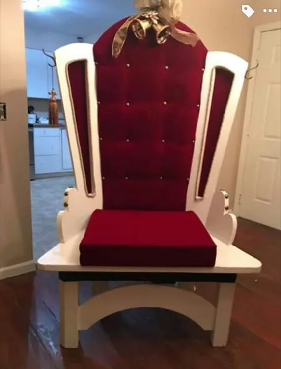 Santa’s Throne Chair Santa’s Throne Chair