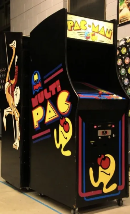 Pac-Man Arcade Game Pac-Man Arcade Game